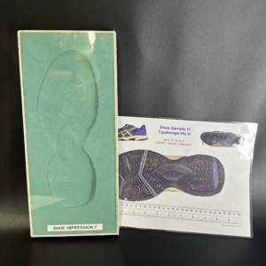 3D Foam Shoe impression No 2 & matching A4 image card (set)
