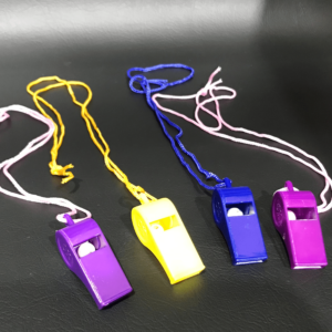 Whistle Plastic (4)